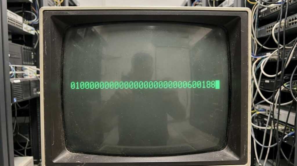 010000000000000000000000600188
